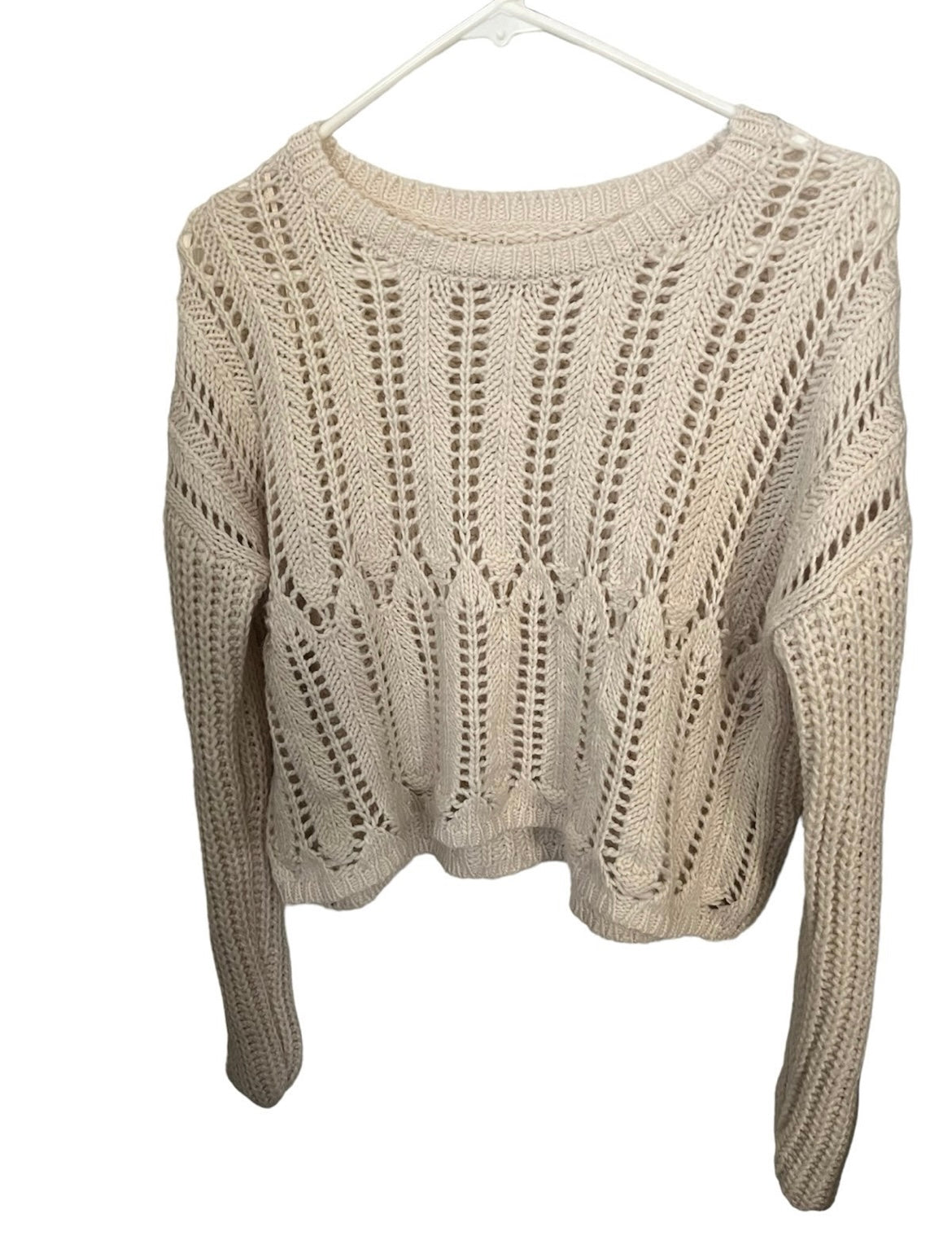 White Knitted Large Aeropostale Sweater