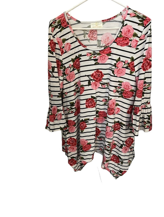 Bobbie Brooks Medium Rose Print Top