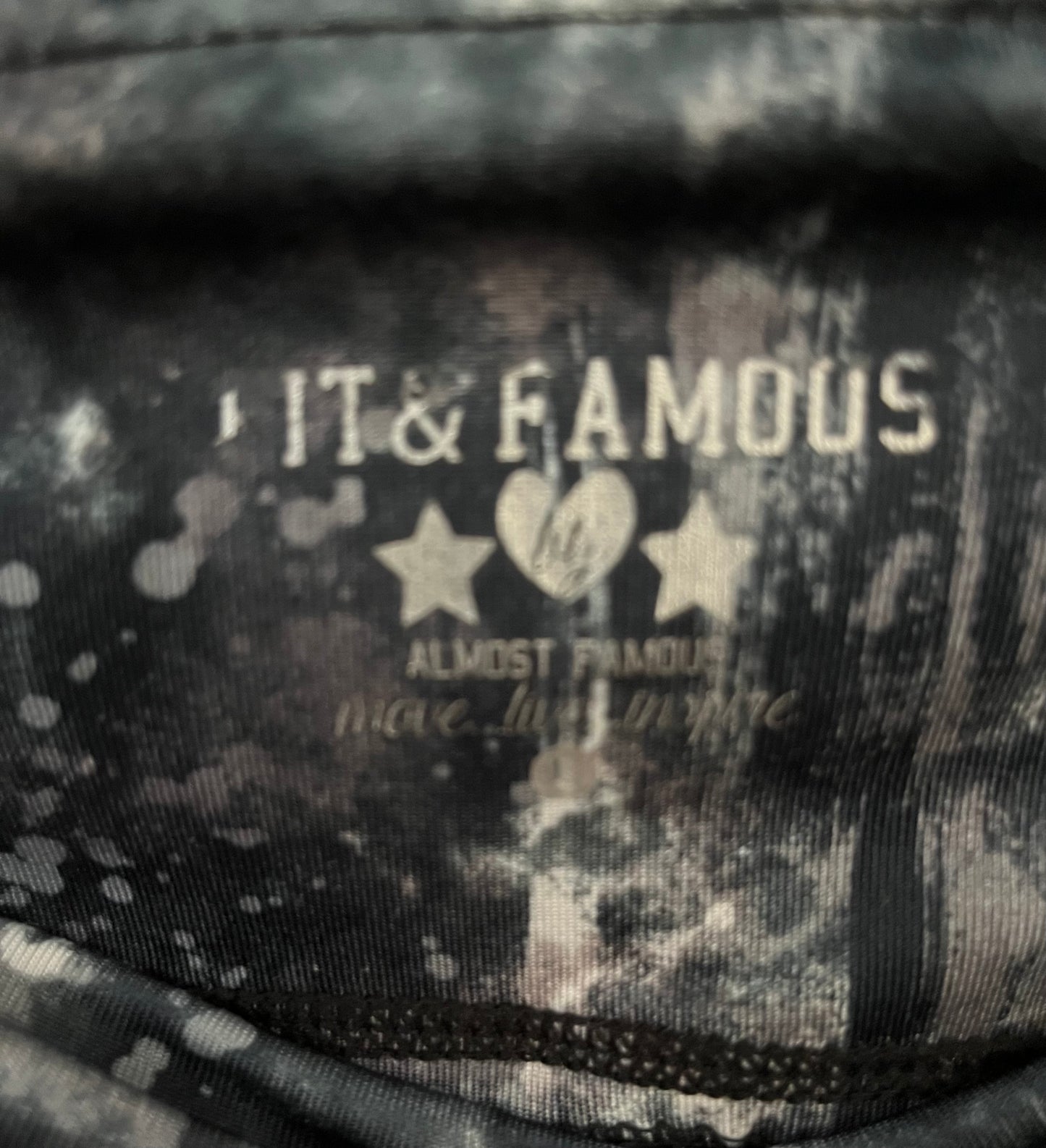 Almost Famous Camo Large Leggings